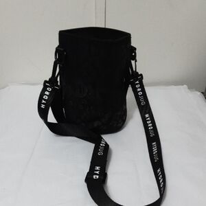 HydroJug Black Crossbody Carrier